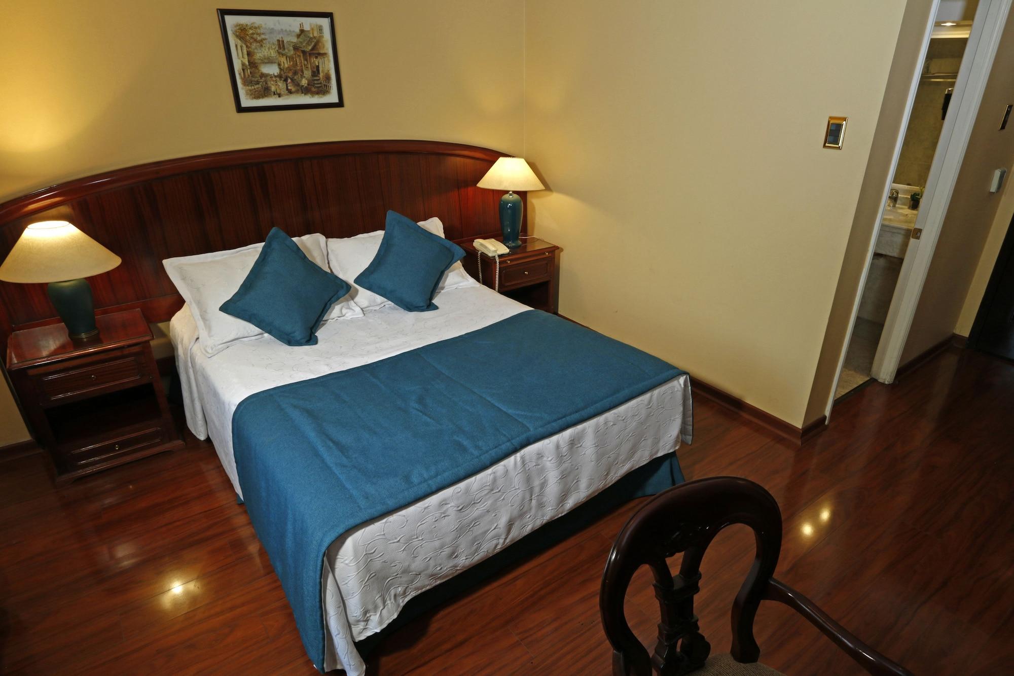 Principado De Asturias Hotel Santiago Kültér fotó