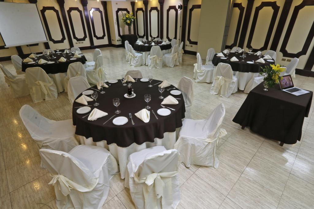 Principado De Asturias Hotel Santiago Kültér fotó