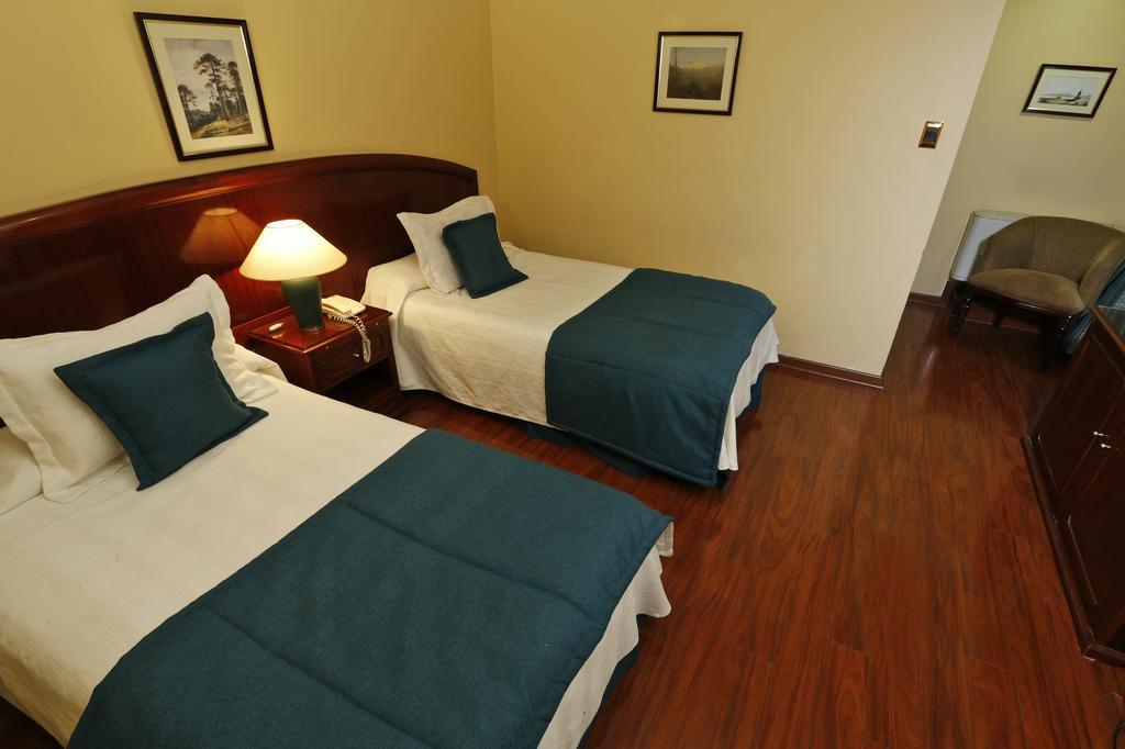 Principado De Asturias Hotel Santiago Kültér fotó