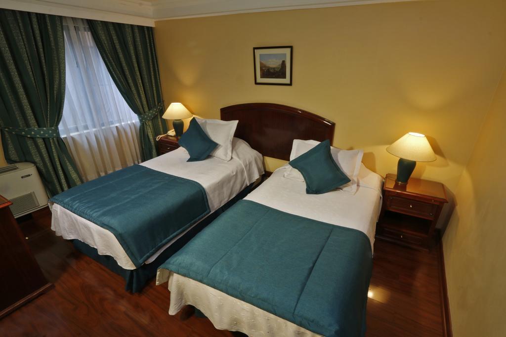 Principado De Asturias Hotel Santiago Kültér fotó