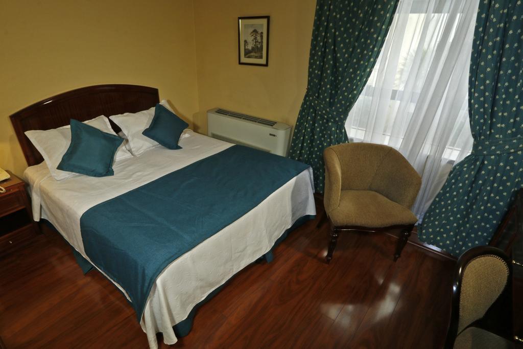 Principado De Asturias Hotel Santiago Kültér fotó